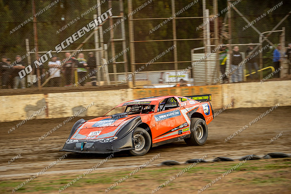 Super Sedan 5 T5 - 06 - Hobart - 9th Dec 2023-8