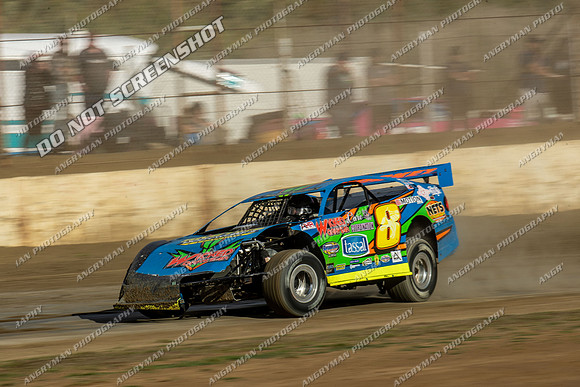 Super Sedan 8 T8 - 06 - Hobart - 9th Dec 2023-4