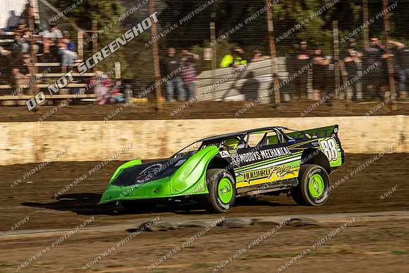 Super Sedan 88 T88 - 06 - Hobart - 9th Dec 2023-4