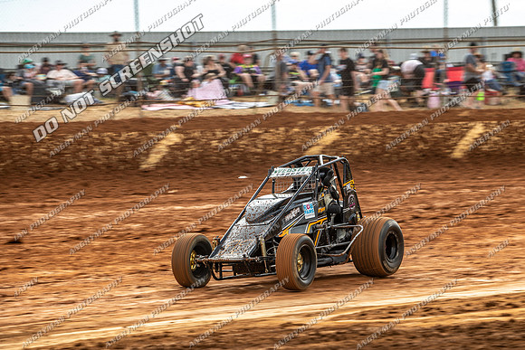 Wingless 11 T11 - 07 - Carrick - 26th Dec 2023