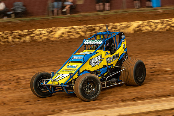 Wingless 17 T17 - 07 - Carrick - 26th Dec 2023-7