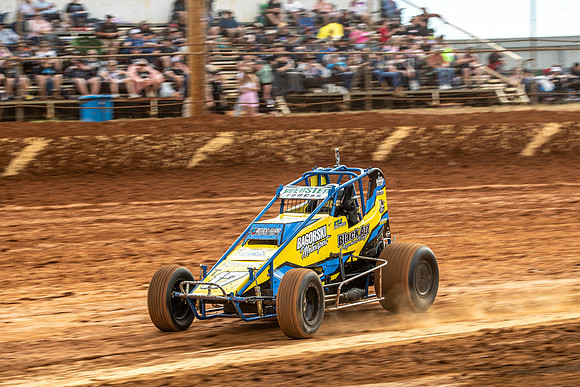Wingless 17 T17 - 07 - Carrick - 26th Dec 2023-3