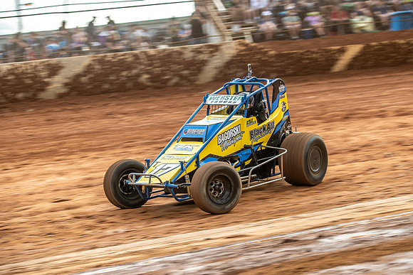 Wingless 17 T17 - 07 - Carrick - 26th Dec 2023-10