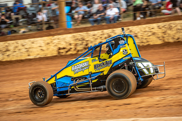 Wingless 17 T17 - 07 - Carrick - 26th Dec 2023-9