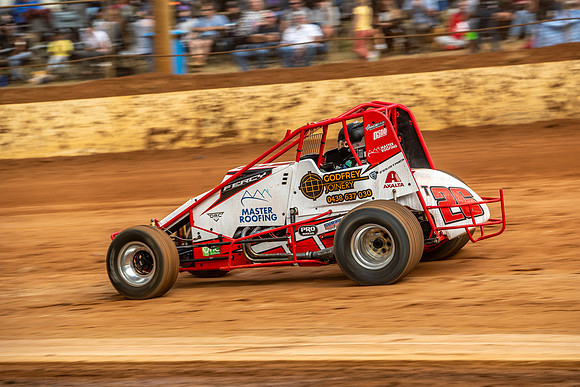 Wingless 26 T26 - 07 - Carrick - 26th Dec 2023-20