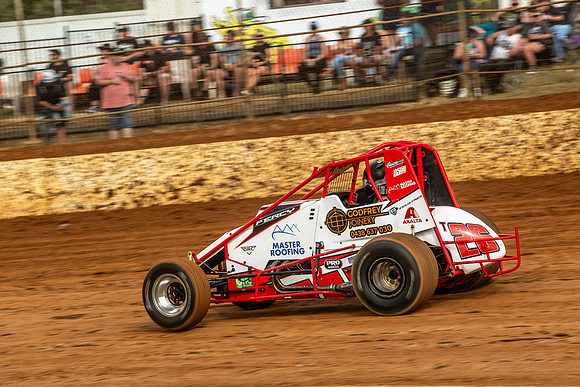 Wingless 26 T26 - 07 - Carrick - 26th Dec 2023-9