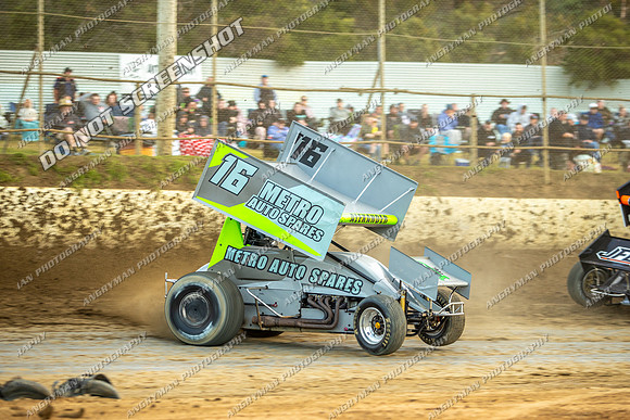 Sprintcar 16 T16 - 08 - Latrobe - 30th Dec 2023-4