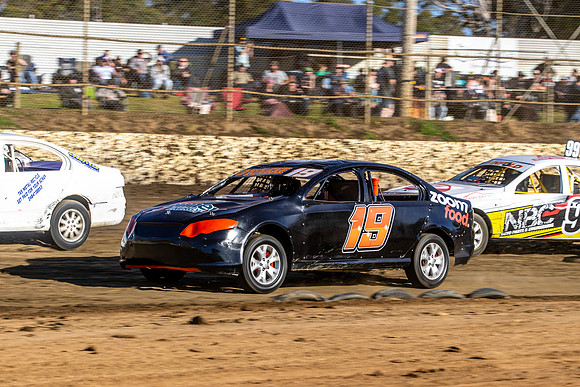 Street Stock 19 T19 - 08 - Latrobe - 30th Dec 2023-4