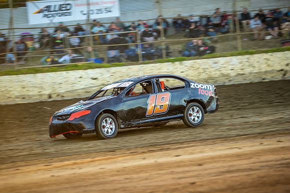 Street Stock 19 T19 - 08 - Latrobe - 30th Dec 2023-13