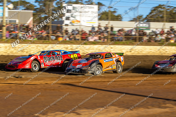 Super Sedan 5 T5 - 08 - Latrobe - 30th Dec 2023-3