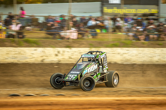 Wingless 16 T16 - 08 - Latrobe - 30th Dec 2023-5