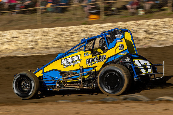 Wingless 17 T17 - 08 - Latrobe - 30th Dec 2023-2