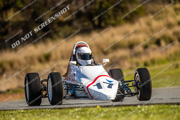 Historic Sports & Racing Cars 17 - Friday-3