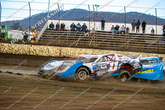 Super Sedan 11 Q11 - 12 - Hobart - 26-27 Jan 2024-6