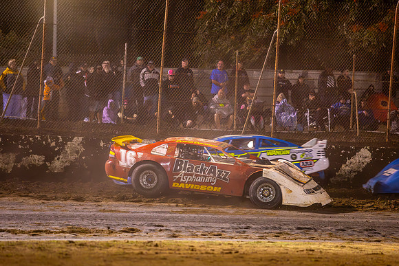 Super Sedan 16 T16 - 12 - Hobart - 26-27 Jan 2024-11