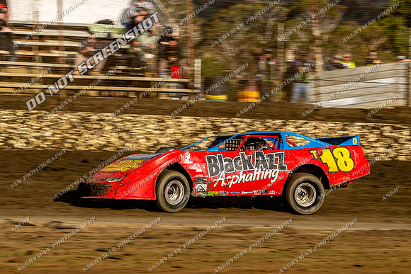 Super Sedan 18 T18 - 12 - Hobart - 26-27 Jan 2024-5