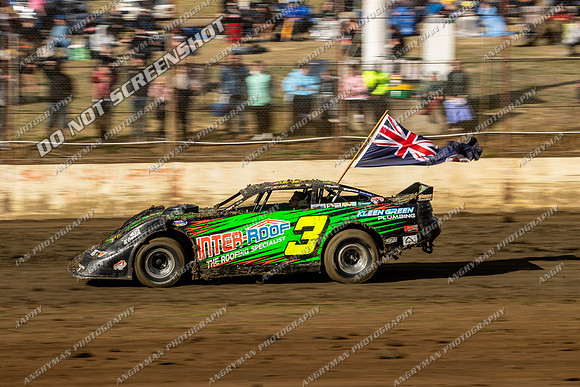 Super Sedan 3 T3 - 12 - Hobart - 26-27 Jan 2024-11