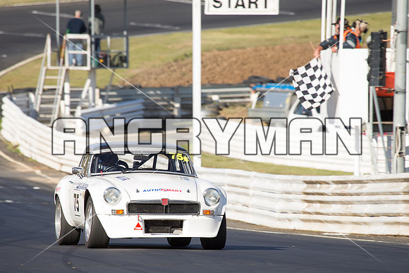 75 Lincoln Spurr MGB GT Group S & Invited - Sunday-3