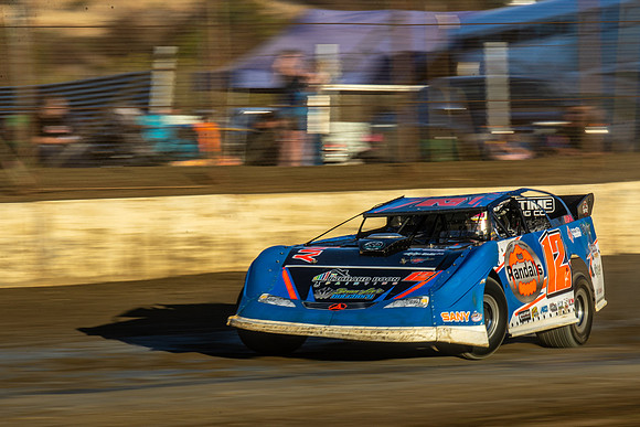 Late Model 12 T12 - 15 - Hobart - 17th Feb 2024-16
