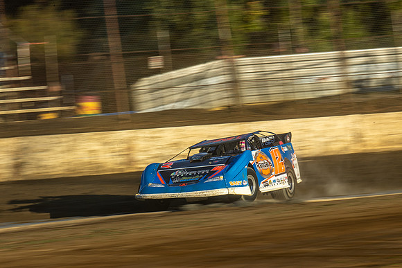Late Model 12 T12 - 15 - Hobart - 17th Feb 2024-14