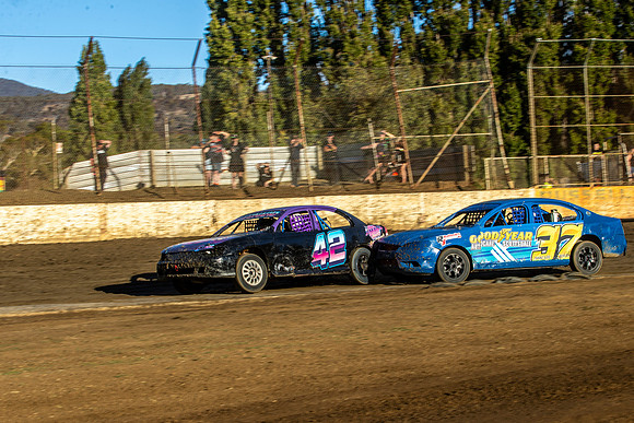 Street Stock 42 T42 - 15 - Hobart - 17th Feb 2024-15
