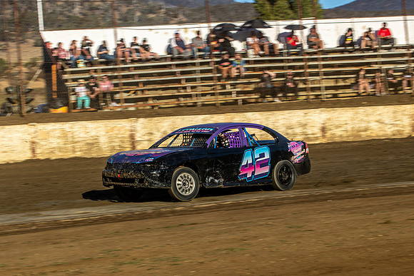 Street Stock 42 T42 - 15 - Hobart - 17th Feb 2024-8