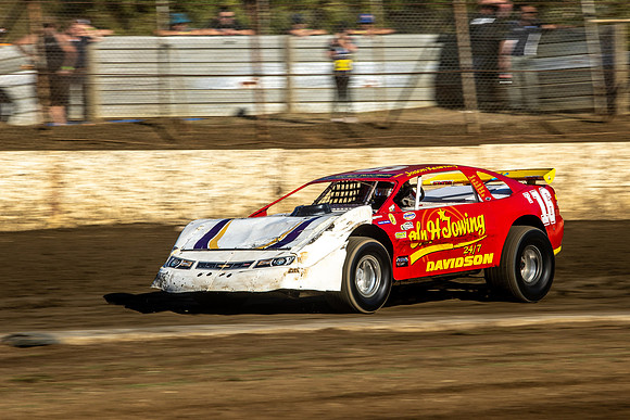 Super Sedan 16 T16 - 15 - Hobart - 17th Feb 2024-2