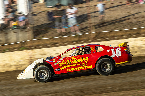 Super Sedan 16 T16 - 15 - Hobart - 17th Feb 2024-5