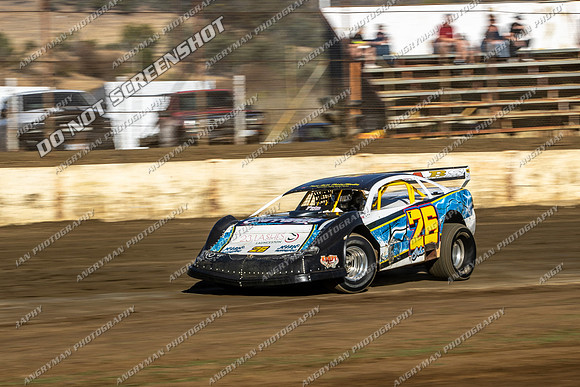 Super Sedan 26 T26 - 15 - Hobart - 17th Feb 2024