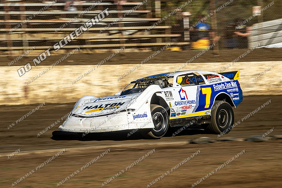 Super Sedan 7 T7 - 15 - Hobart - 17th Feb 2024-2