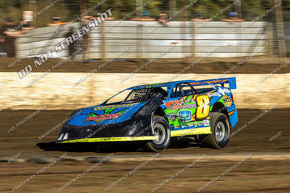 Super Sedan 8 T8 - 15 - Hobart - 17th Feb 2024