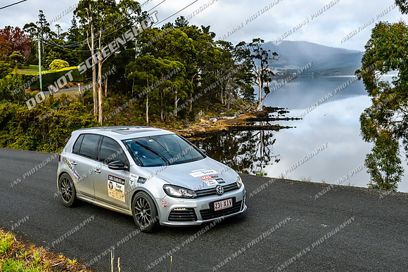 TOUR LEADER 1 - TS32 - CYGNET - SG
