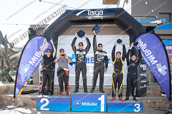 911, 934, 980 - PODIUMS
