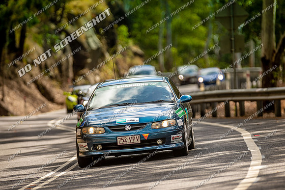 TOUR LEADER 4 - TS02 - Gillies Range - JL