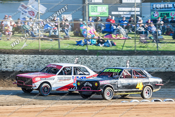 Junior 4 T4 - 10 - Latrobe - 28th Dec 2013-5