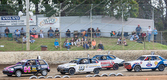 junior 38 q38 - 10 - Latrobe - 28th Dec 2013