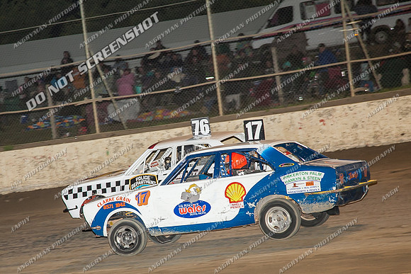junior 17 v17 - 10 - Latrobe - 28th Dec 2013-11