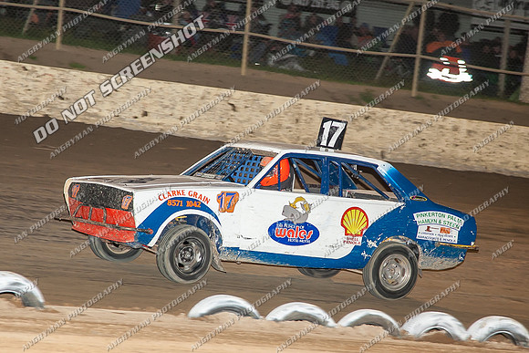 junior 17 v17 - 10 - Latrobe - 28th Dec 2013-10