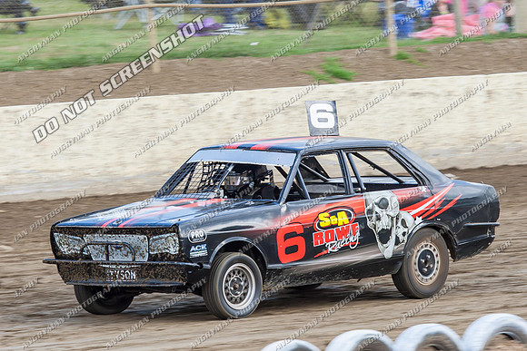 Junior 6 T6 - 10 - Latrobe - 28th Dec 2013