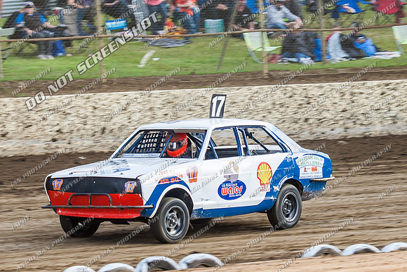 junior 17 v17 - 10 - Latrobe - 28th Dec 2013