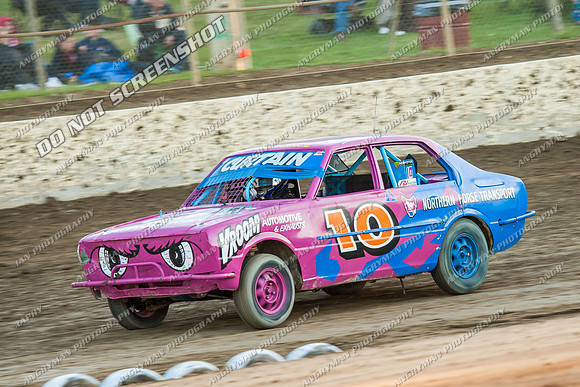 Junior 10 T10 - 10 - Latrobe - 28th Dec 2013-5