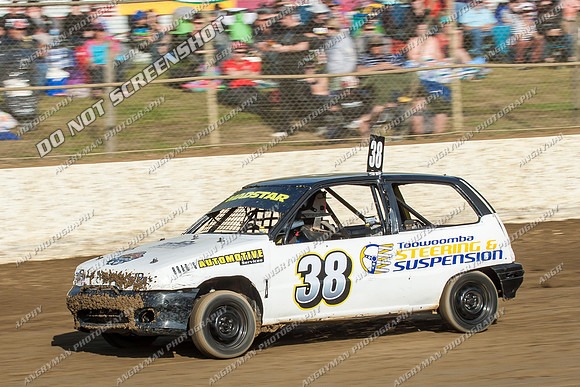 junior 38 q38 - 10 - Latrobe - 28th Dec 2013-4