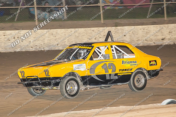 Junior 12 T12 - 10 - Latrobe - 28th Dec 2013-6