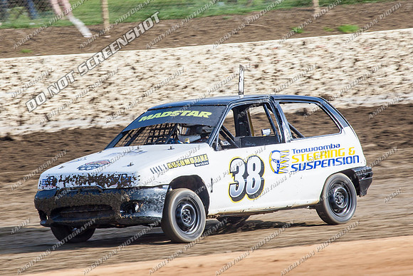 junior 38 q38 - 10 - Latrobe - 28th Dec 2013-3