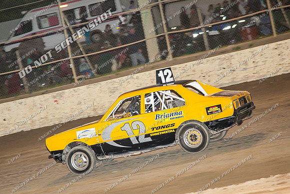 Junior 12 T12 - 10 - Latrobe - 28th Dec 2013-7