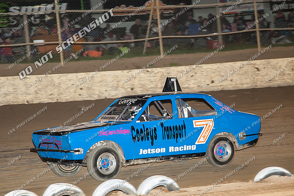 Junior 7 T7 - 10 - Latrobe - 28th Dec 2013-5