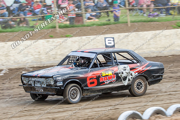 Junior 6 T6 - 10 - Latrobe - 28th Dec 2013-3