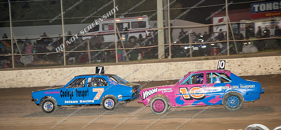 Junior 7 T7 - 10 - Latrobe - 28th Dec 2013-6