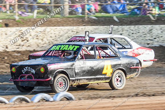 Junior 4 T4 - 10 - Latrobe - 28th Dec 2013-10