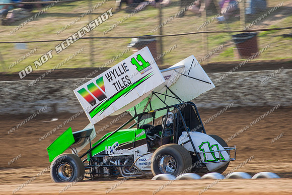 sprintcar 11 t11 Jason Redpath - 10 - Latrobe - 28th Dec 2013-7